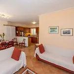 Pietre Di Mare Feriehus *